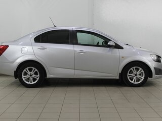 2012 Chevrolet Aveo II, серебристый, 560000 рублей, вид 5