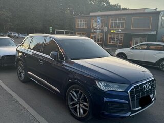 2021 Audi Q7 45 TDI II (4M) Рестайлинг, синий, 8500000 рублей, вид 3