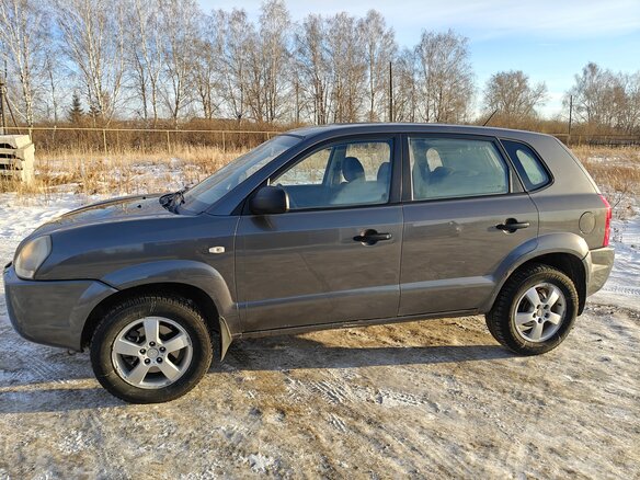 2008 Hyundai Tucson I, серый, 675000 рублей - вид 4