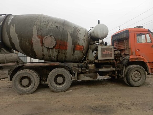 2008 КамАЗ Автобетоносмеситель, золотистый, 1100000 рублей - вид 2