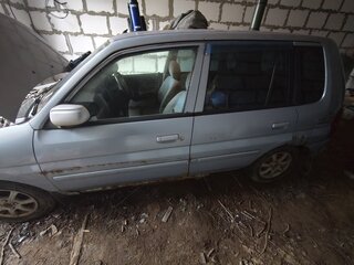 2001 Mazda Demio I (DW), голубой, 60000 рублей, вид 3
