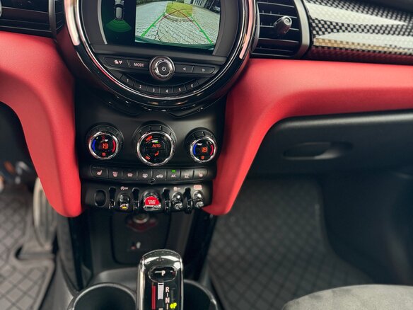 2020 Mini Hatch JCW III (F55/F56) Рестайлинг, зелёный, 3000000 рублей - вид 21