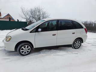 1999 Toyota Nadia, белый, 610000 рублей, вид 5