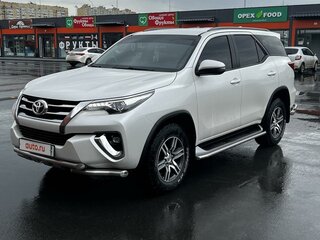 2017 Toyota Fortuner II, белый, 2700000 рублей, вид 1