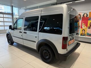 2008 Ford Tourneo Connect LWB I, серебристый, 580000 рублей, вид 4