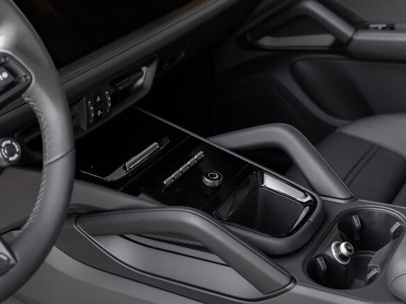 2026 Porsche Cayenne E-Hybrid Coupé III Рестайлинг, чёрный, 14990032 рублей - вид 11