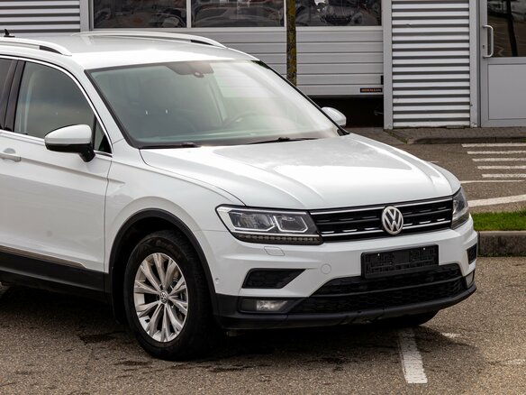 2017 Volkswagen Tiguan II, белый, 1995000 рублей - вид 8