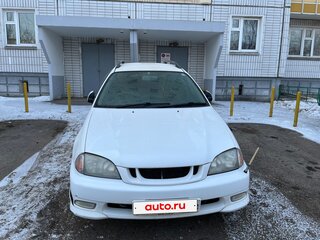 2001 Toyota Caldina II Рестайлинг, белый, 520000 рублей, вид 1