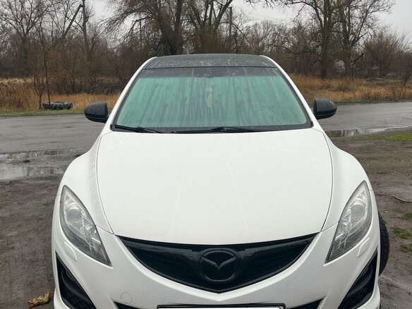 2011 Mazda 6 II (GH) Рестайлинг, белый, 1100000 рублей - вид 2