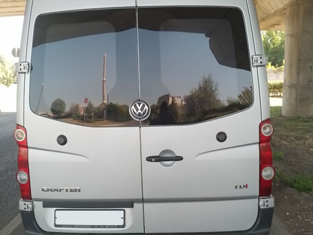 2012 Volkswagen Crafter, серебристый, 3000000 рублей, вид 4