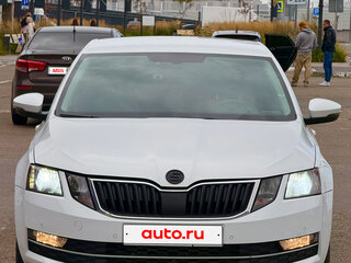 2020 Skoda Octavia III (A7) Рестайлинг, белый, 1450000 рублей, вид 2