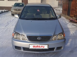 2001 Toyota Gaia, серый, 680000 рублей, вид 1