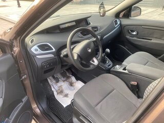 2010 Renault Scenic III, коричневый, 850000 рублей, вид 5