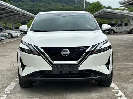 2023 Nissan Qashqai III, белый, 1742000 рублей, вид 2