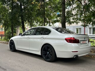 2016 BMW 5 серии 520d VI (F10/F11/F07) Рестайлинг, белый, 2500000 рублей, вид 4