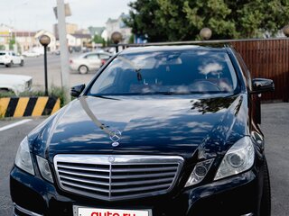 2010 Mercedes-Benz E-Класс 350 IV (W212, S212, C207), чёрный, 1750000 рублей, вид 2