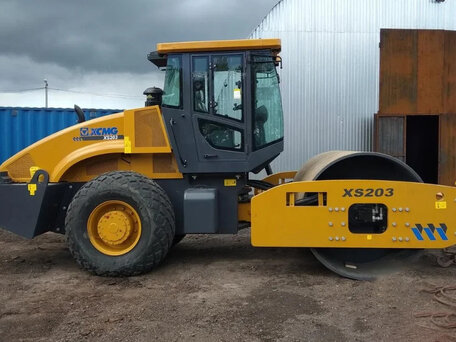 2019 XCMG XS203, золотистый, 9500000 рублей, вид 1