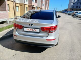 2015 Kia Rio III Рестайлинг, серебристый, 1100000 рублей, вид 3