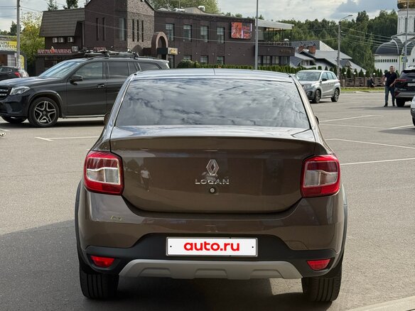 2022 Renault Logan Stepway II Рестайлинг, коричневый, 1350000 рублей - вид 5