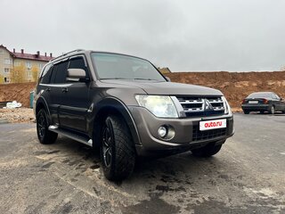 2012 Mitsubishi Pajero IV Рестайлинг 1, коричневый, 2250000 рублей, вид 5