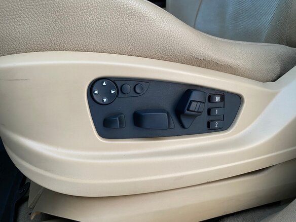 2010 BMW X5 35i II (E70) Рестайлинг, чёрный, 2000000 рублей - вид 16