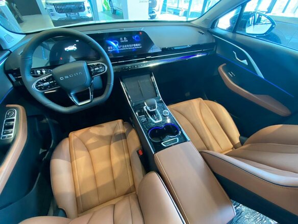 2024 Omoda C5 I, белый, 2109900 рублей - вид 20