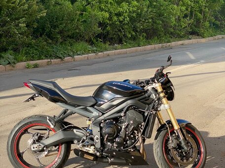 2012 Triumph Street Triple, чёрный, 580000 рублей, вид 1