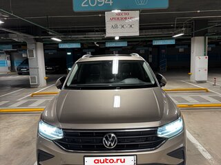 2021 Volkswagen Tiguan II Рестайлинг, коричневый, 3100000 рублей, вид 2