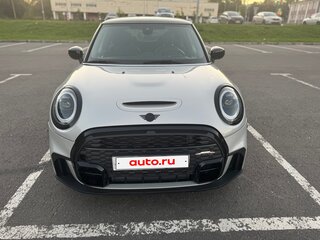 2021 Mini Hatch Cooper S III (F55/F56) Рестайлинг 2, серебристый, 3250000 рублей, вид 2