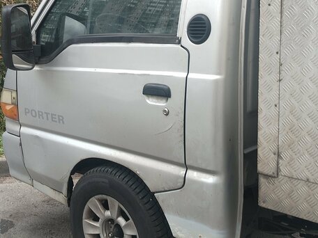 2012 Hyundai Porter, серый, 700000 рублей, вид 4