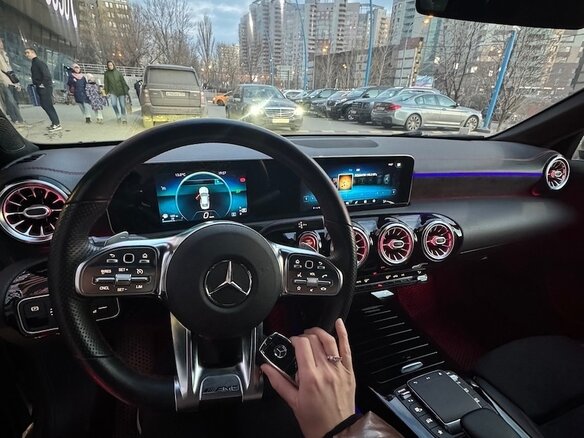 2020 Mercedes-Benz CLA 200 II (C118, X118), серый, 2999999 рублей - вид 10