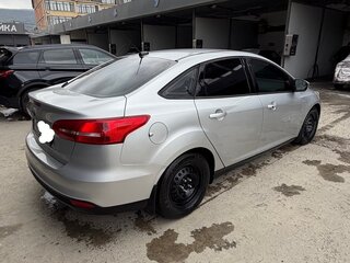 2017 Ford Focus III Рестайлинг, серый, 905000 рублей, вид 4