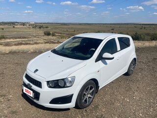 2012 Chevrolet Aveo II, белый, 720000 рублей, вид 1