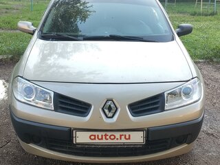 2006 Renault Megane II Рестайлинг, бежевый, 380000 рублей, вид 1