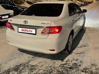 2011 Toyota Corolla X (E140, E150) Рестайлинг, белый, 975000 рублей, вид 3
