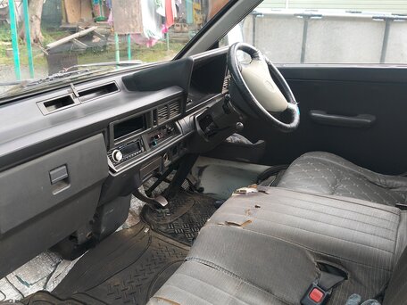 1990 Toyota TownAce, белый, 370000 рублей, вид 5