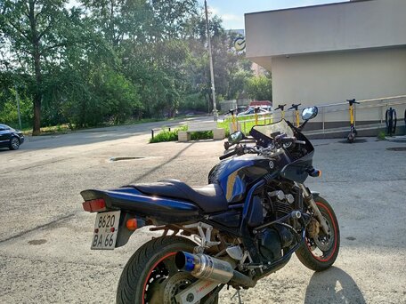 1997 Yamaha FZ400, чёрный, 265000 рублей, вид 3