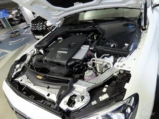 2022 Mercedes-Benz E-Класс 300 e V (W213, S213, C238) Рестайлинг, белый, 4800000 рублей, вид 4