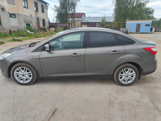 2011 Ford Focus III, серый, 620000 рублей, вид 4