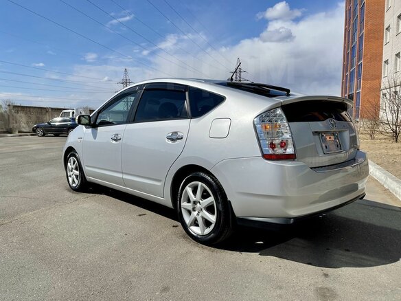 2007 Toyota Prius II Рестайлинг (XW20), серый, 1199900 рублей - вид 5