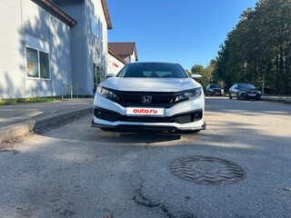 2019 Honda Civic X, белый, 2400000 рублей, вид 2