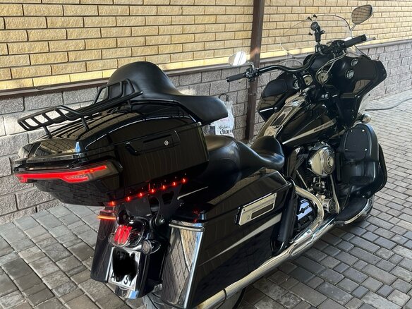 2006 Harley-Davidson Road Glide, чёрный, 750000 рублей - вид 3