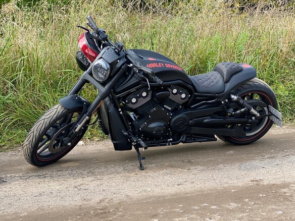 2012 Harley-Davidson V-Rod, чёрный - вид 1