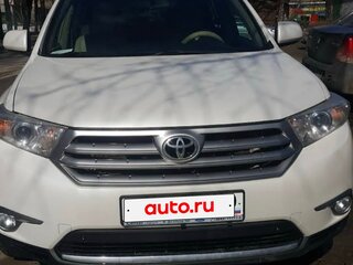 2011 Toyota Highlander II (XU40) Рестайлинг, белый, 2300000 рублей, вид 2