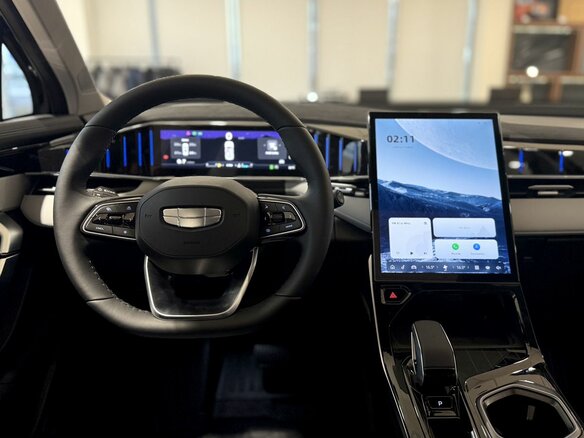 2026 Geely Atlas II, серебристый - вид 13