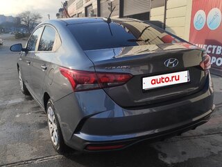 2021 Hyundai Solaris II Рестайлинг, серый, 1700000 рублей, вид 3