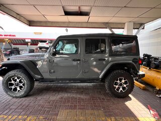 2023 Jeep Wrangler IV (JL) Рестайлинг, серый, 3200000 рублей, вид 5