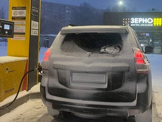2013 Toyota Land Cruiser Prado 150 Series Рестайлинг 1, чёрный, 2950000 рублей, вид 2