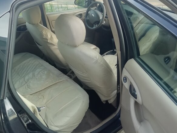 2002 Ford Focus I (North America), чёрный, 265000 рублей - вид 15