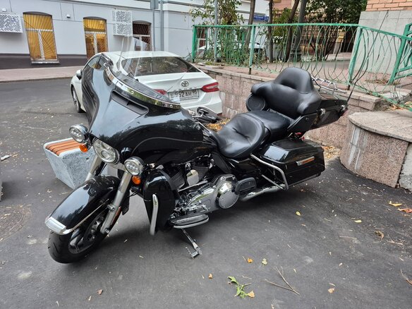 2014 Harley-Davidson Electra Glide, чёрный, 1425000 рублей - вид 9
